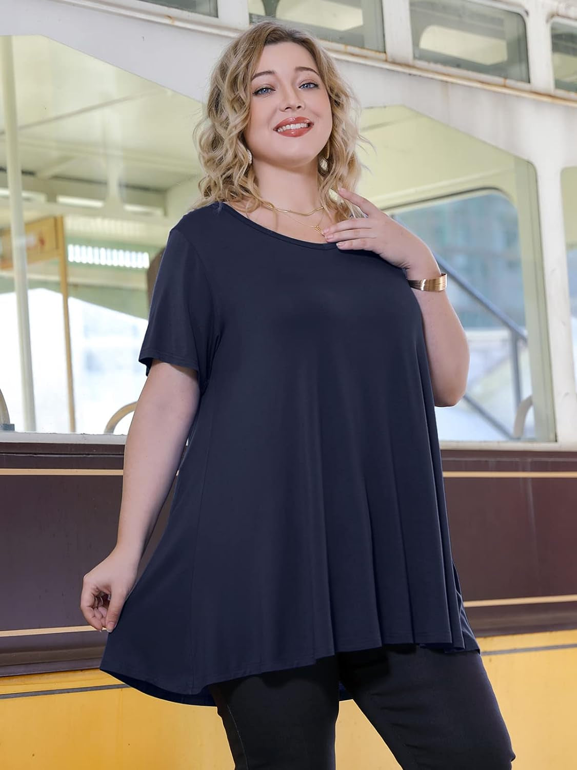 Casual Tops for Womens Summer Clothes Loose Fit Short Sleeve Shirts Flowy V Neck Tunic plus Size Blouse